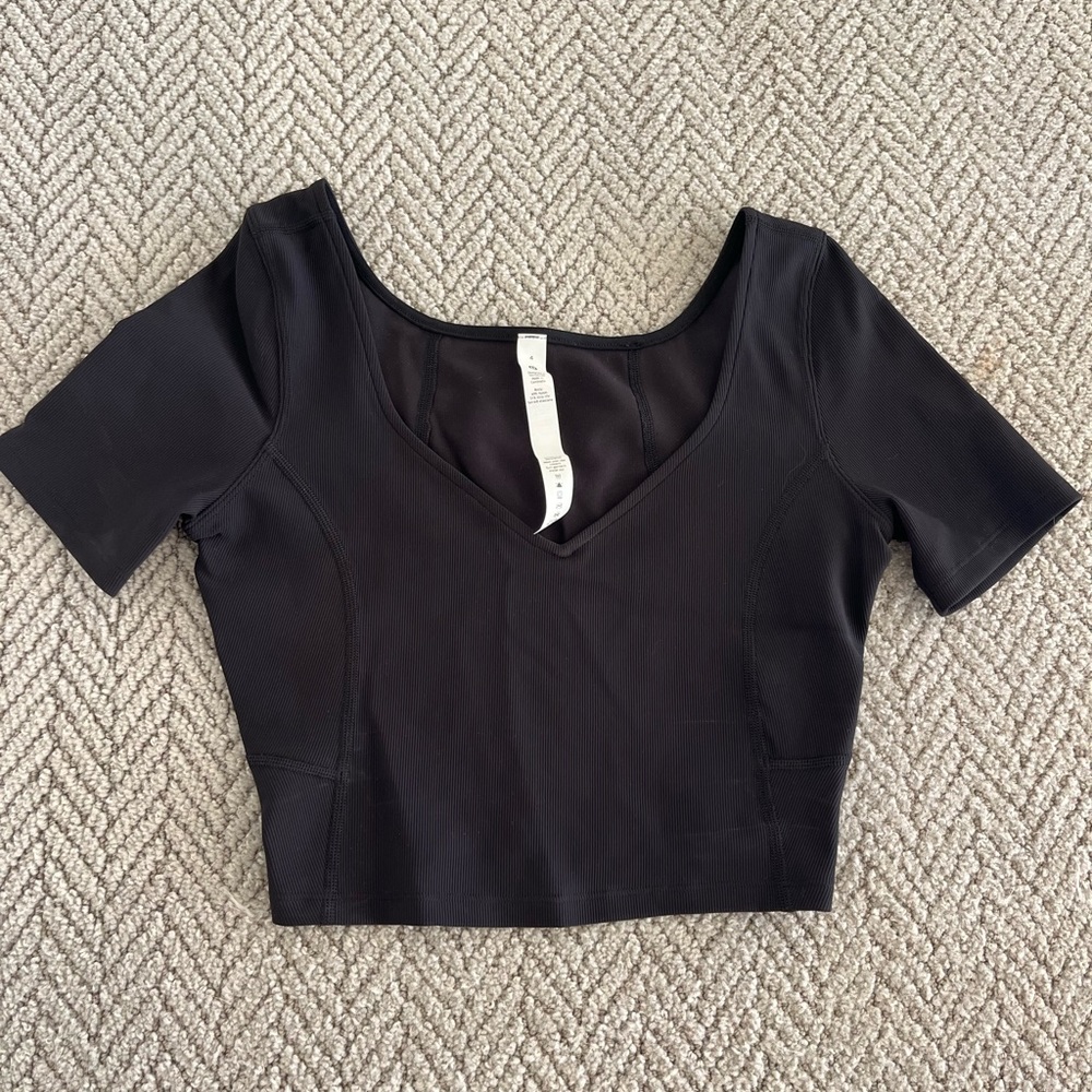 Black Lululemon top